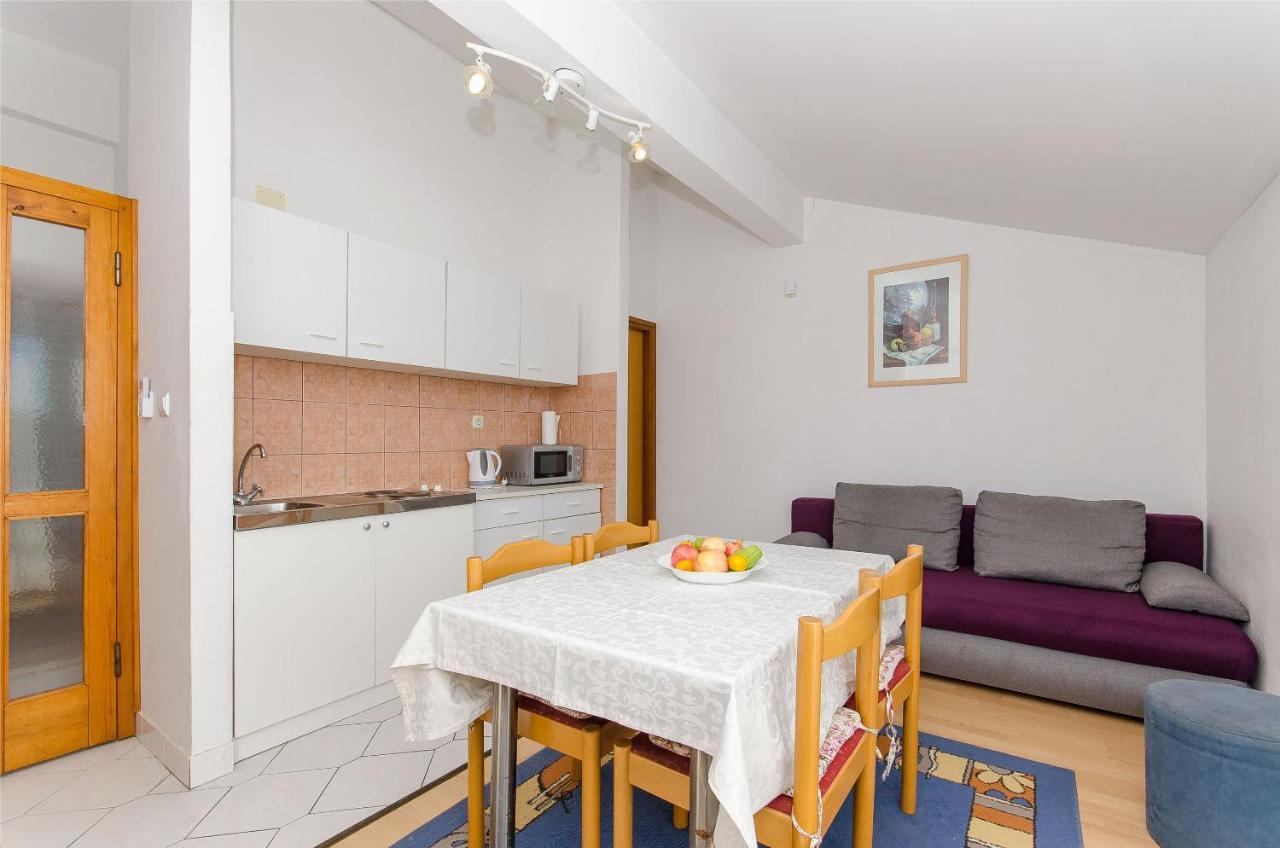 Apartments Zoran Drvenik  Kültér fotó