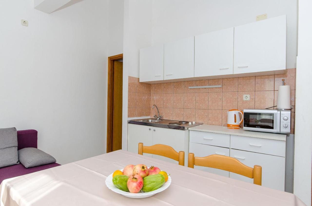 Apartments Zoran Drvenik  Kültér fotó