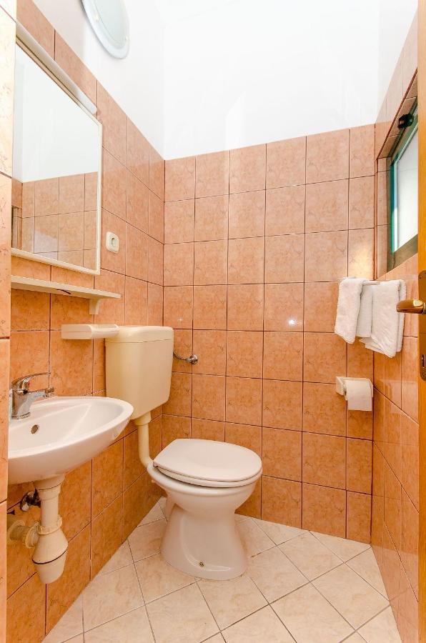 Apartments Zoran Drvenik  Kültér fotó