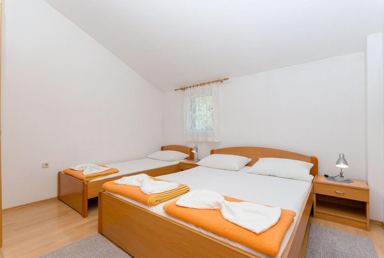 Apartments Zoran Drvenik  Kültér fotó